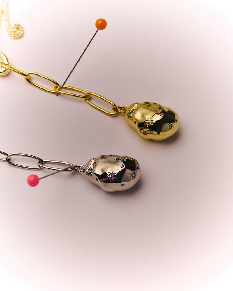 YVIS Not a Pearl Brass Necklace - YVIS X Bunny Pretty Demand hover