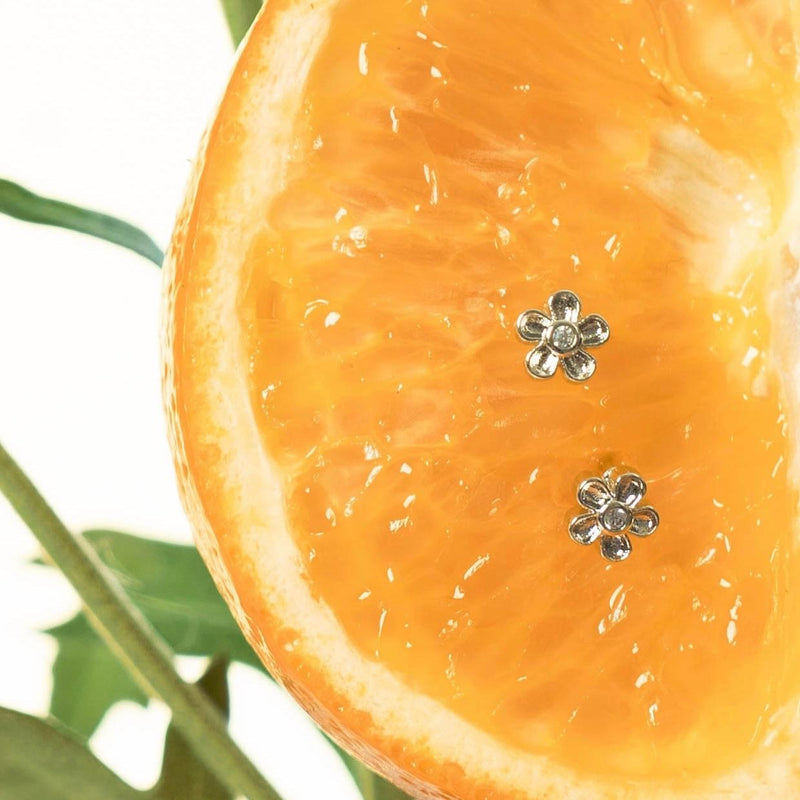 White Flower Stud hover